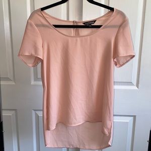 Express women’s XS light pink/peach low/high top